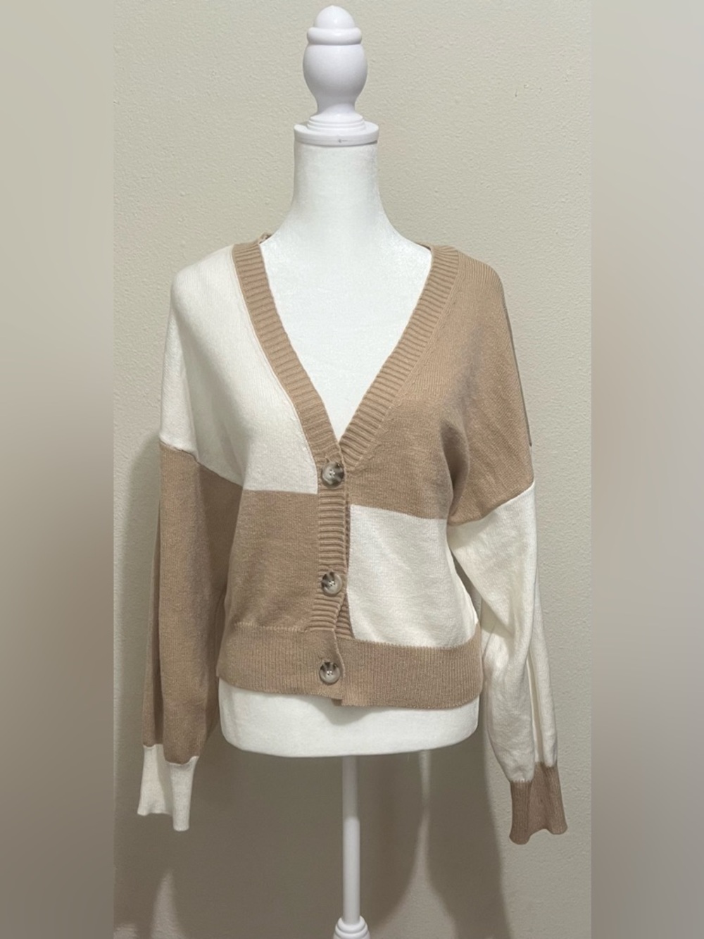 Love Tree Two-Tone Beige & Cream V-Neck Button Cardigan